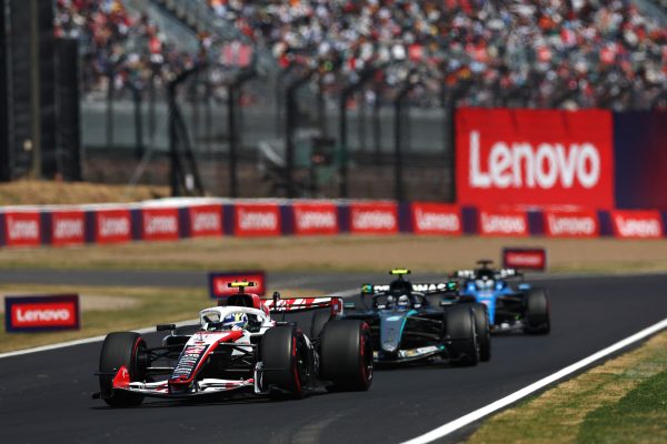 Formuła 1 i Formuła E — Lenovo w centrum sportowej technologii