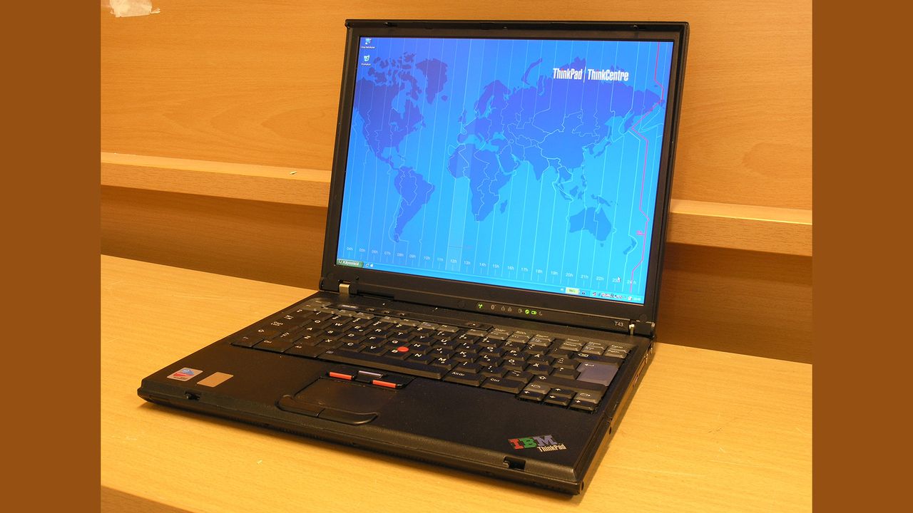 Legendy nie rdzewieją — ThinkPad T43 z 26 latami Windowsa i T420 wciąż w grze