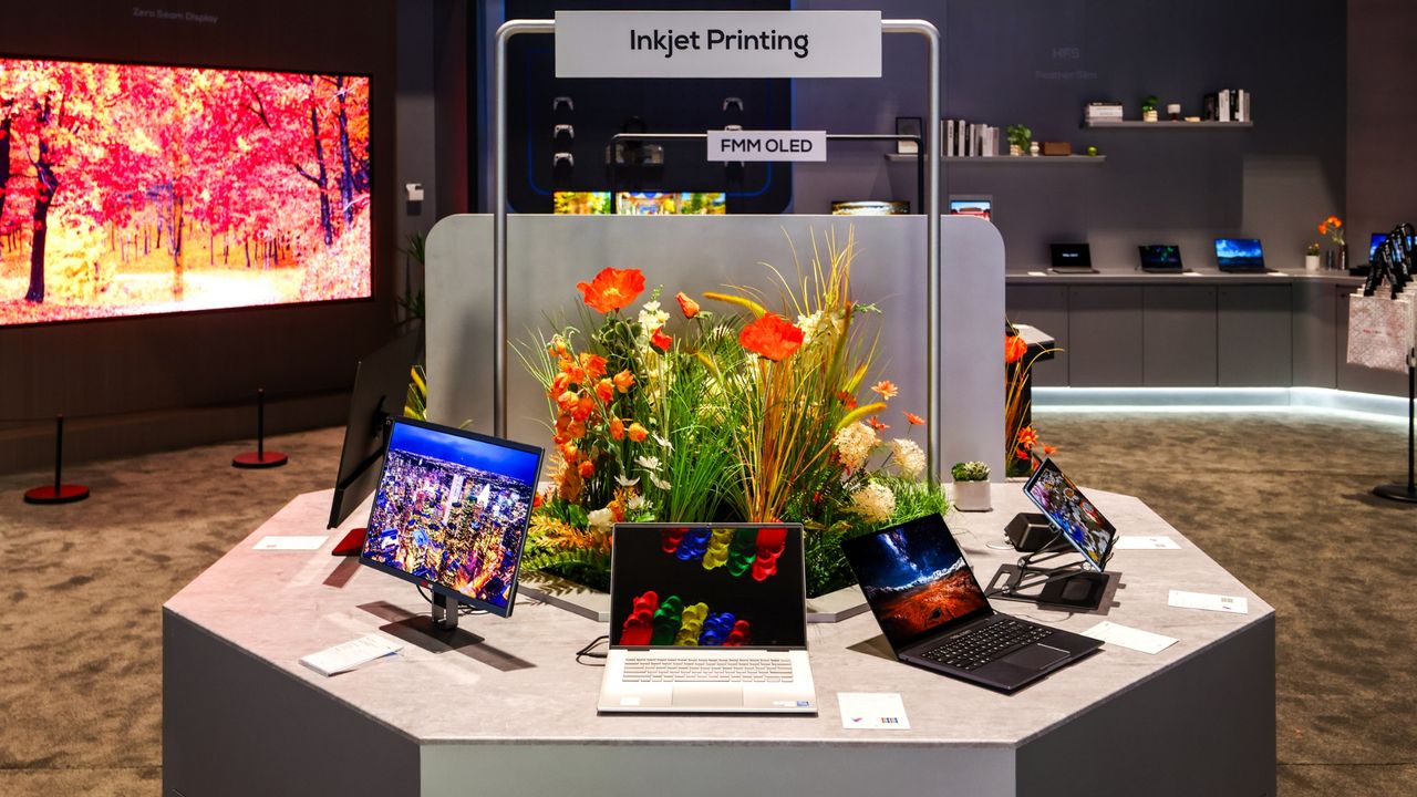 Legion R9000P — pierwszy laptop na świecie z wyświetlaczem IJP OLED