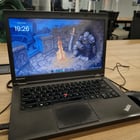 ThinkPad T440p z Linuksem — stary sprzęt wciąż żyje