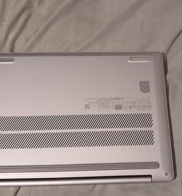Zaginiona gumowa nóżka IdeaPad Slim 5 — gdzie kupić zamiennik?
